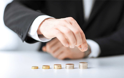 金融機(jī)構(gòu)委托的現(xiàn)貨交易員 職責(zé)、挑戰(zhàn)與職業(yè)價值